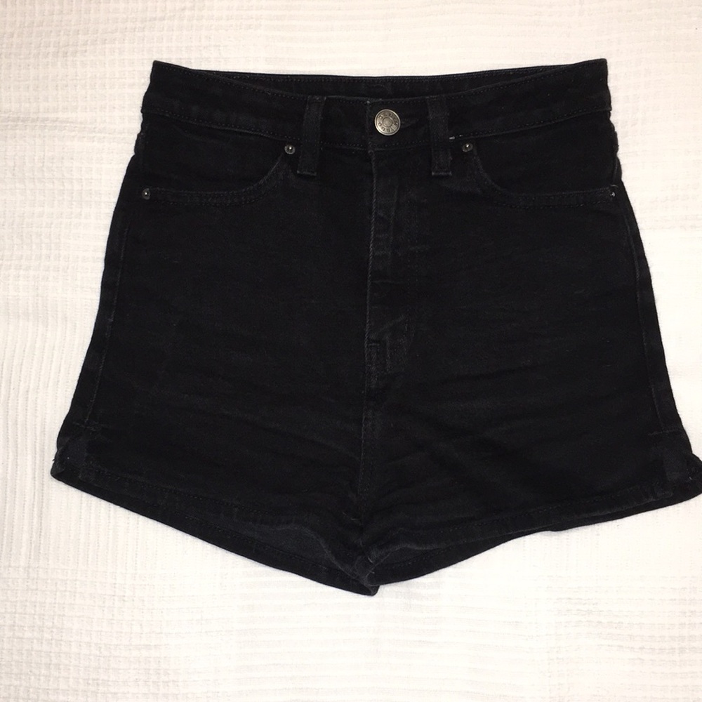 BDG DENIM black jean shorts